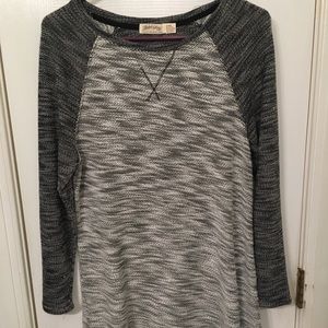 Two shades gray long sleeve shirt
